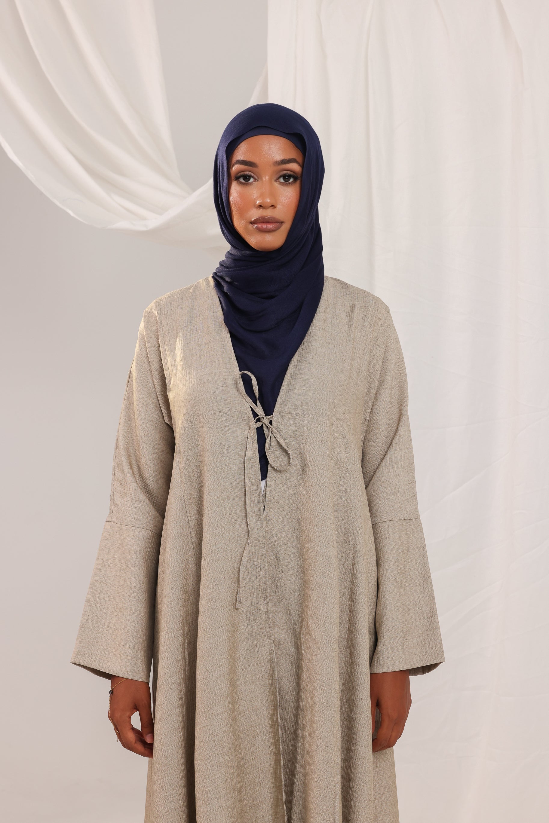 Yara Crinkle Tie Up Abaya - Nutmeg