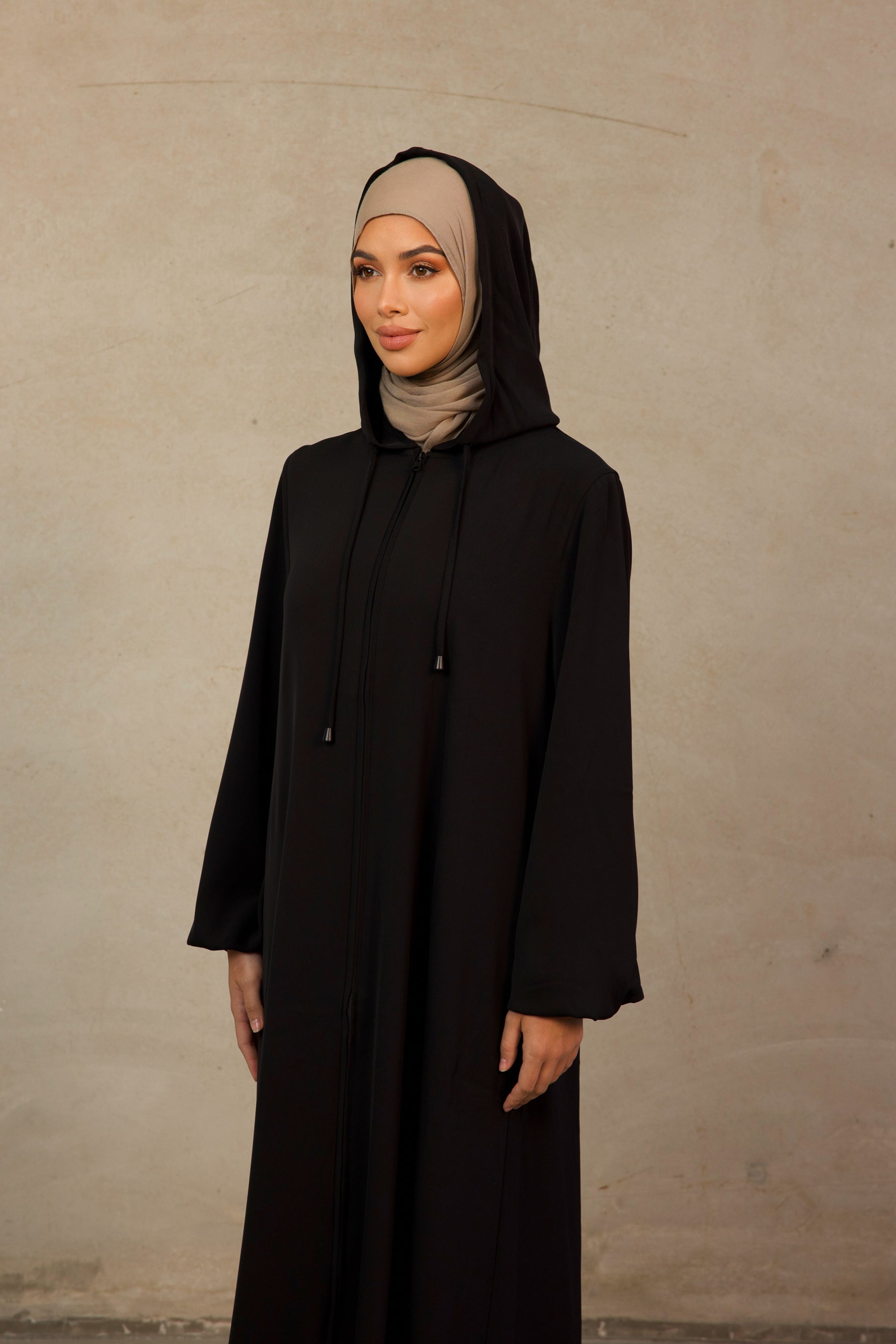 Alaia Hooded Abaya - Black