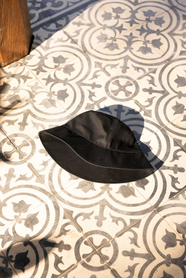 Jamela Wave Bucket Hat - Black
