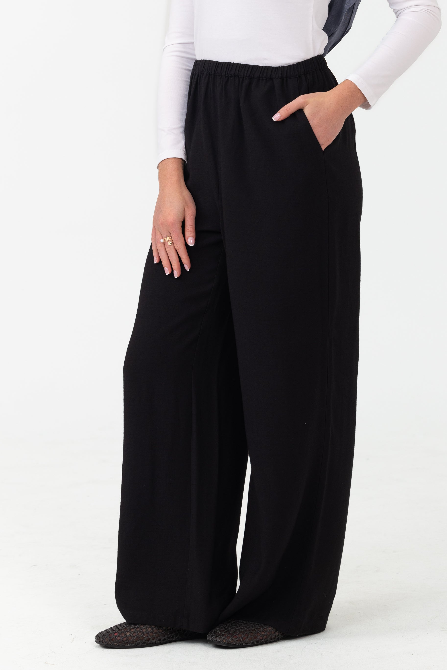 Nadira Co Ord Linen Pant - Black