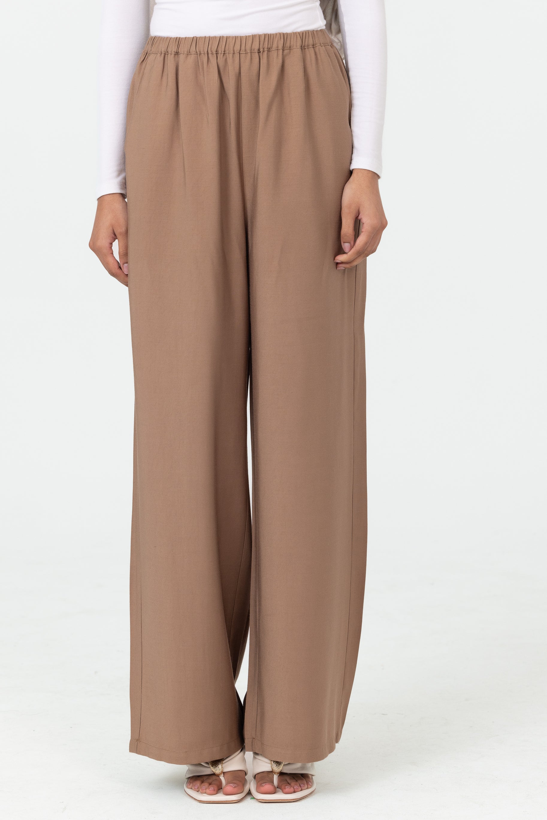 Nadira Co Ord Linen Pant - Brown