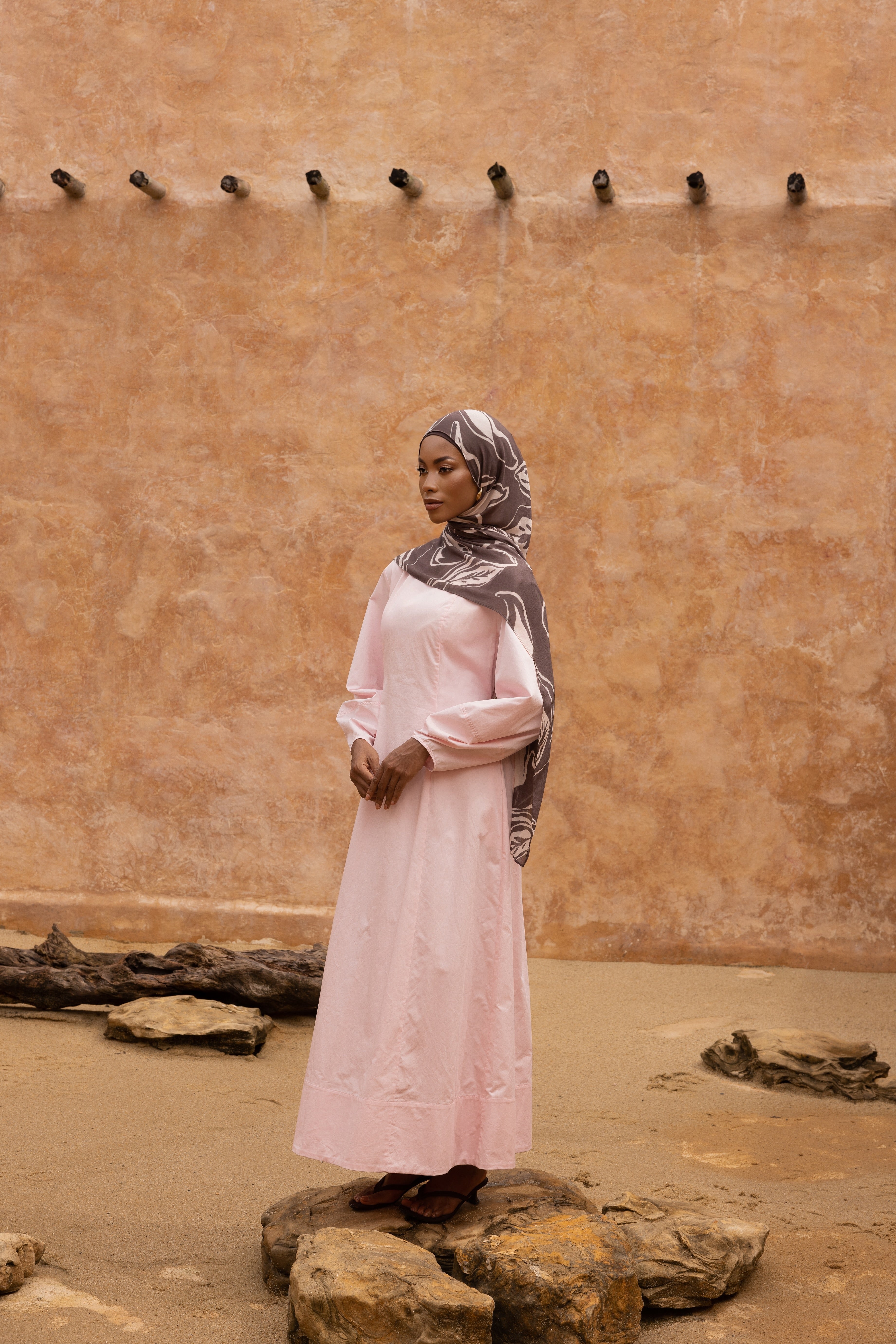 Cocoon Sleeve Abaya - Pearl Pink