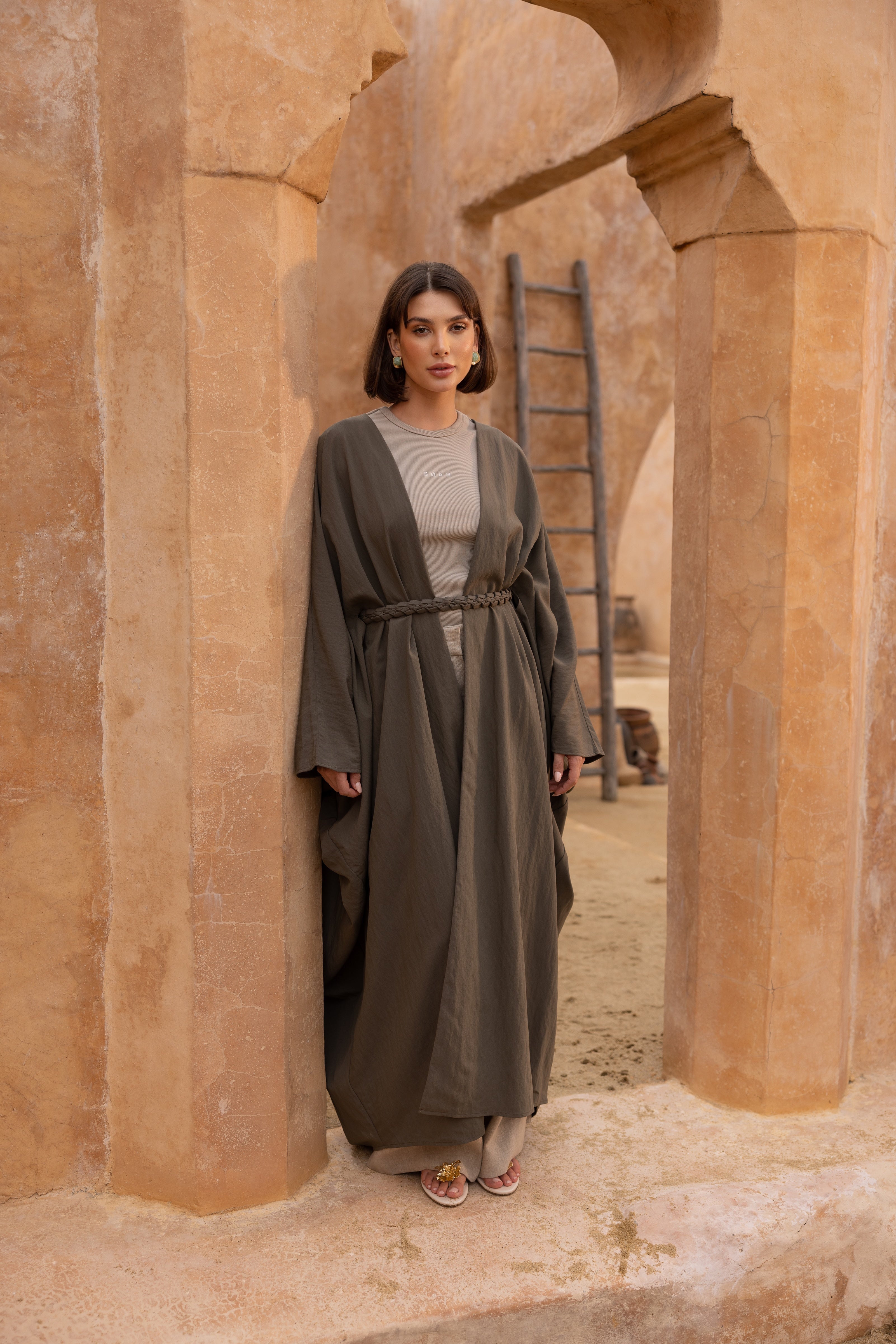 Noor Batwing Open Abaya - Cedar