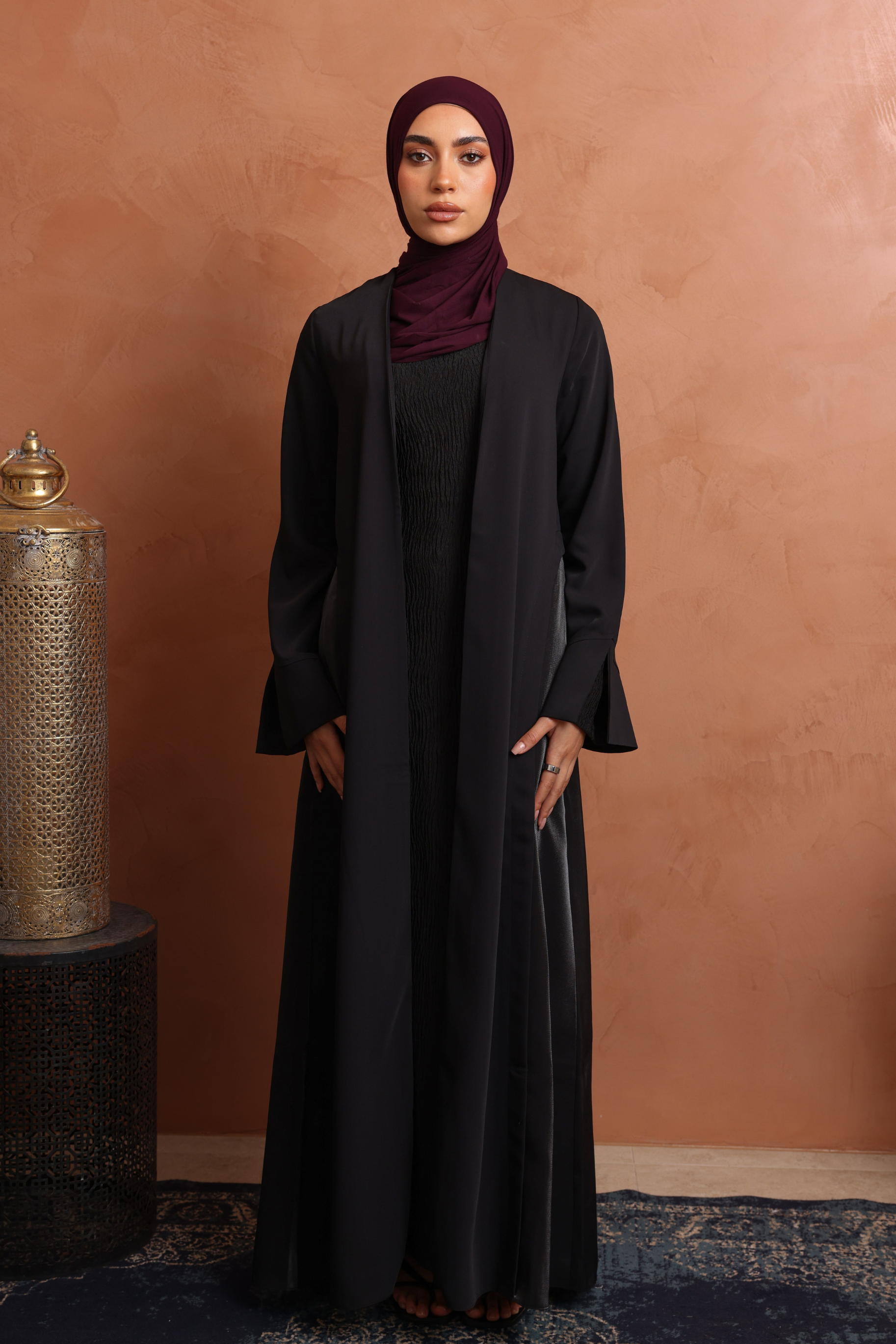 Lumina Open Abaya - Black