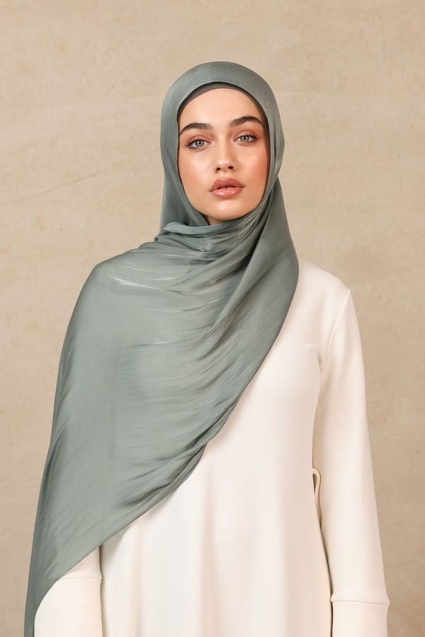 Iridescent Hijab - 11 Green