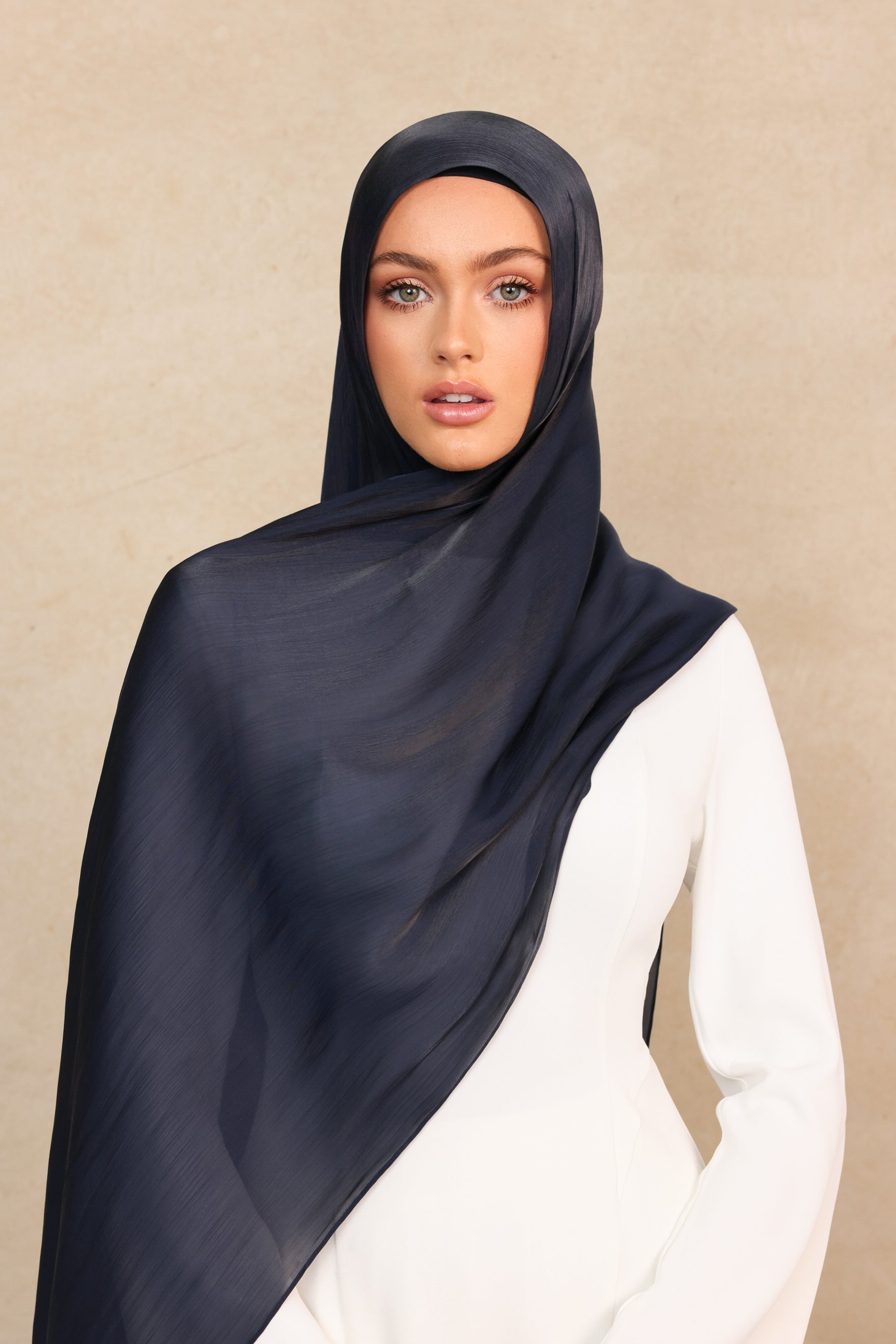 Iridescent Hijab - 22 Navy