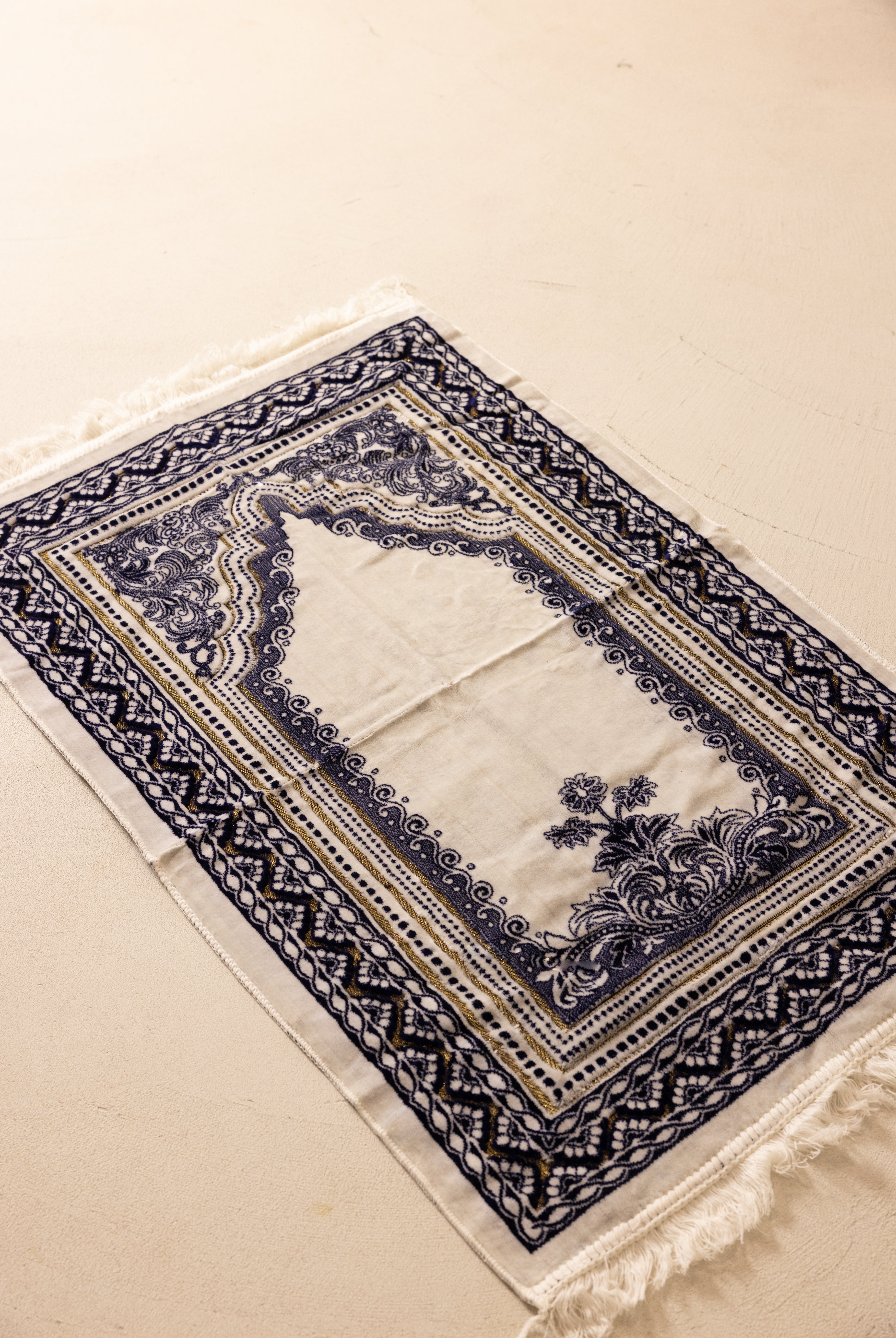 $25 Prayer Mat F