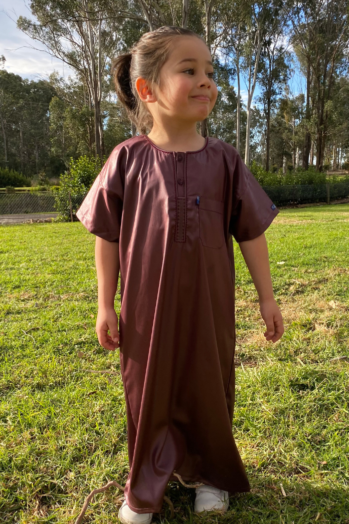 Boys Ikaf Short Sleeve Abaya - Mahogany