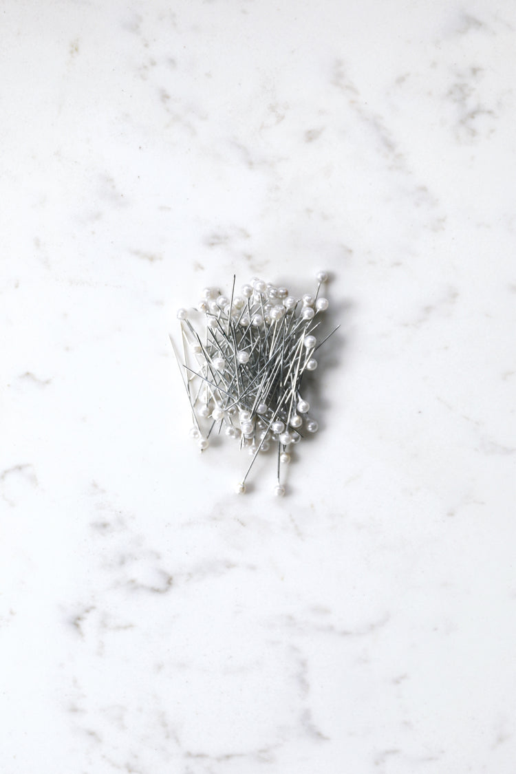 Round Headed Pins - White